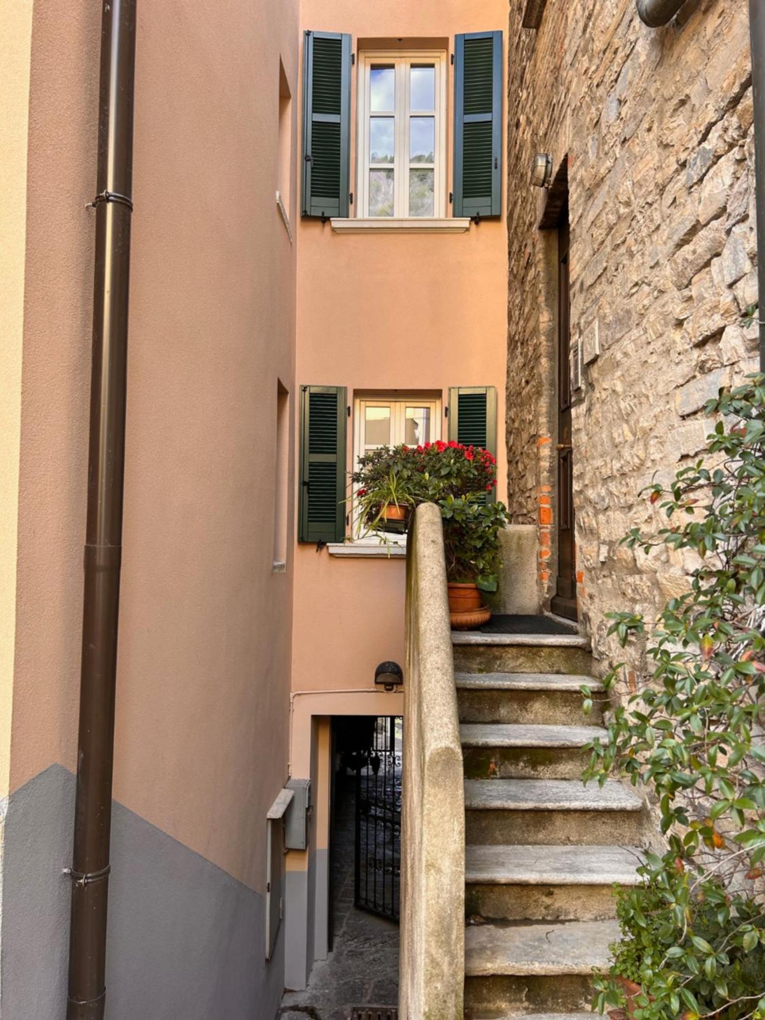Casa Vacanze Viacoloniola37 Como Eksteriør billede